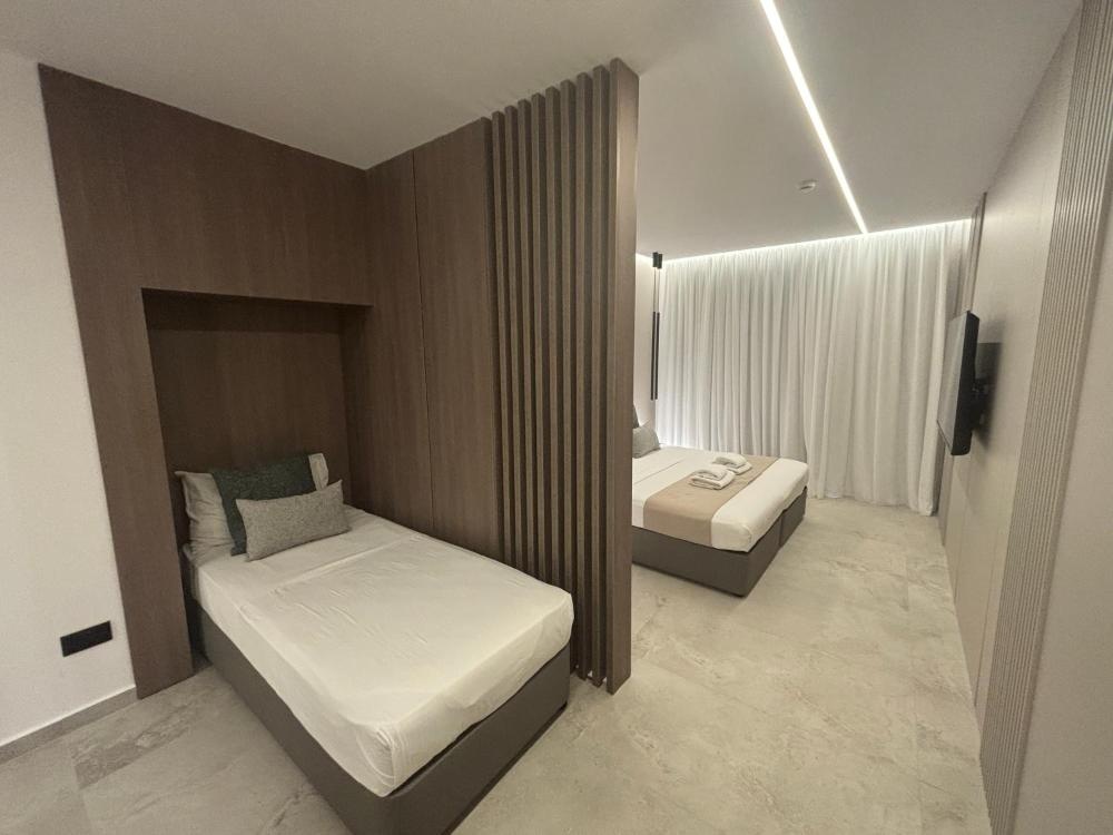 Deluxe Double or Twin Room with Balcony